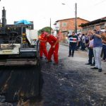 Autorizado início imediato de asfalto para 120 ruas de 19 bairros de Caucaia