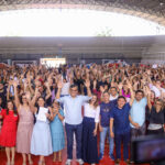 250 aprovados em concurso público em Caucaia são empossados e reforçam rede municipal de educação