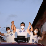 Naumi faz carreata pelas ruas da Grande Jurema