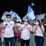 Naumi realiza caminhada no Parque Potira