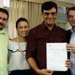 Prefeito assina contrato para primeira Praça Mais Infância de Caucaia