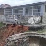 Chuva causa deslizamento de encosta no Icaraí