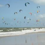 Caucaia bate recorde mundial de kitesurfistas