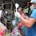 Kitesurfistas doam cestas básicas no Cauipe, Cumbuco e Parazinho