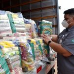 Voluntários da Alegria da CSP doam cestas básicas para 896 famílias