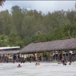 Com lagoa seca no Cauípe, caucaienses aderem Águas Cristalinas para o lazer do domingo