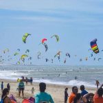Maior desfile de kitesurf do mundo acontece no domingo (25) em Caucaia