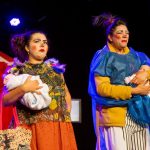 Espetáculo “Mães em obra” encerra turnê no Ceará com muito humor, afeto e reflexão