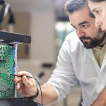 Thales contratará mais de 9 mil novos funcionários em 2026, incluindo 390 na América Latina