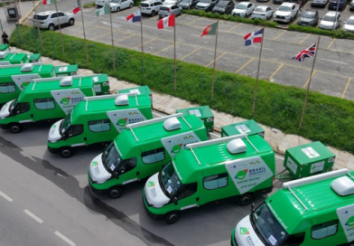 Saúde entrega primeiros veículos para transporte intermunicipal de pacientes e anuncia mais de R$ 400 milhões para o Ceará